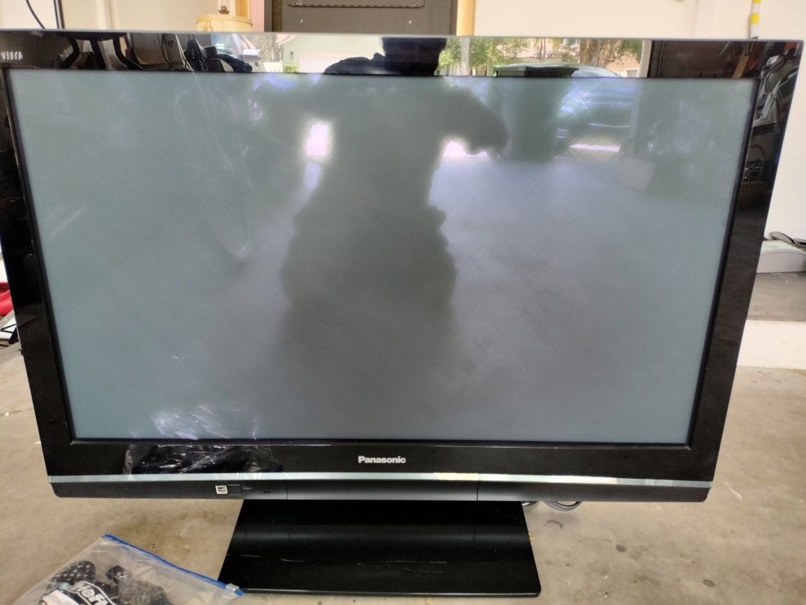 Panasonic Viera 42inch Plasma TV Model# TH-42PX80U