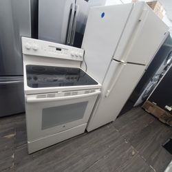 ge sets elecrtic stove and fridge new condition warranty $800