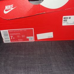 Nike Shoes 