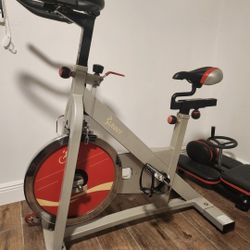 Sunny Health & Fitness Excercise Bike