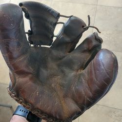 Raulings Baseball glove