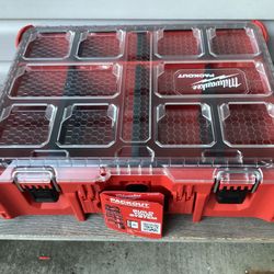 Milwaukee 20” PACKOUT Deep Organizer. Brand NEW.