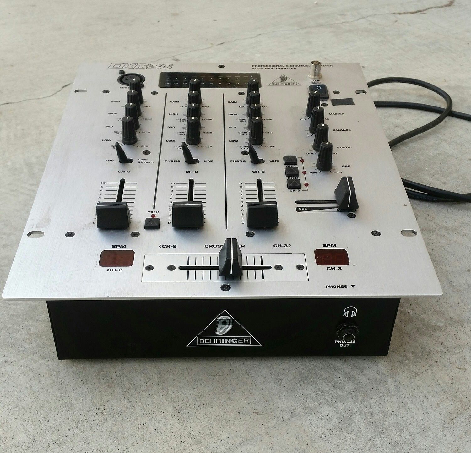 BEHRINGER PRO DX626 DJ MIXER