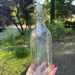 Glass Bottles With Stoppers 