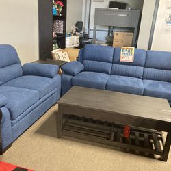 blue sofa loveseat 💙🌟 $899