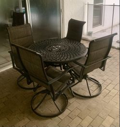 Dark Brown Cast Aluminum Outdoor Table and Chairs