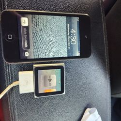 iPods 