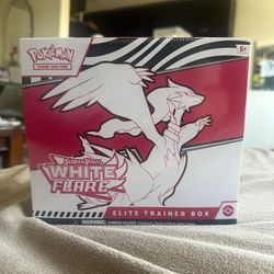 Pokemon Elite Trainer Box