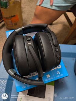 Skullcandy headphones