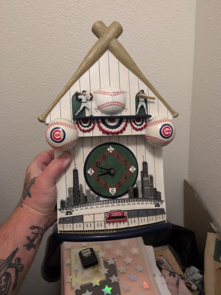 Cubs Coocoo Clock