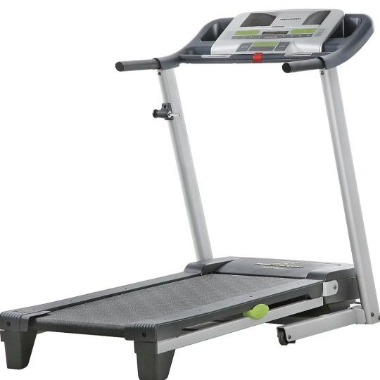 Proform 7.0 Personal Fitness Trainer Treadmill for Sale in Slip, NY - OfferUp
