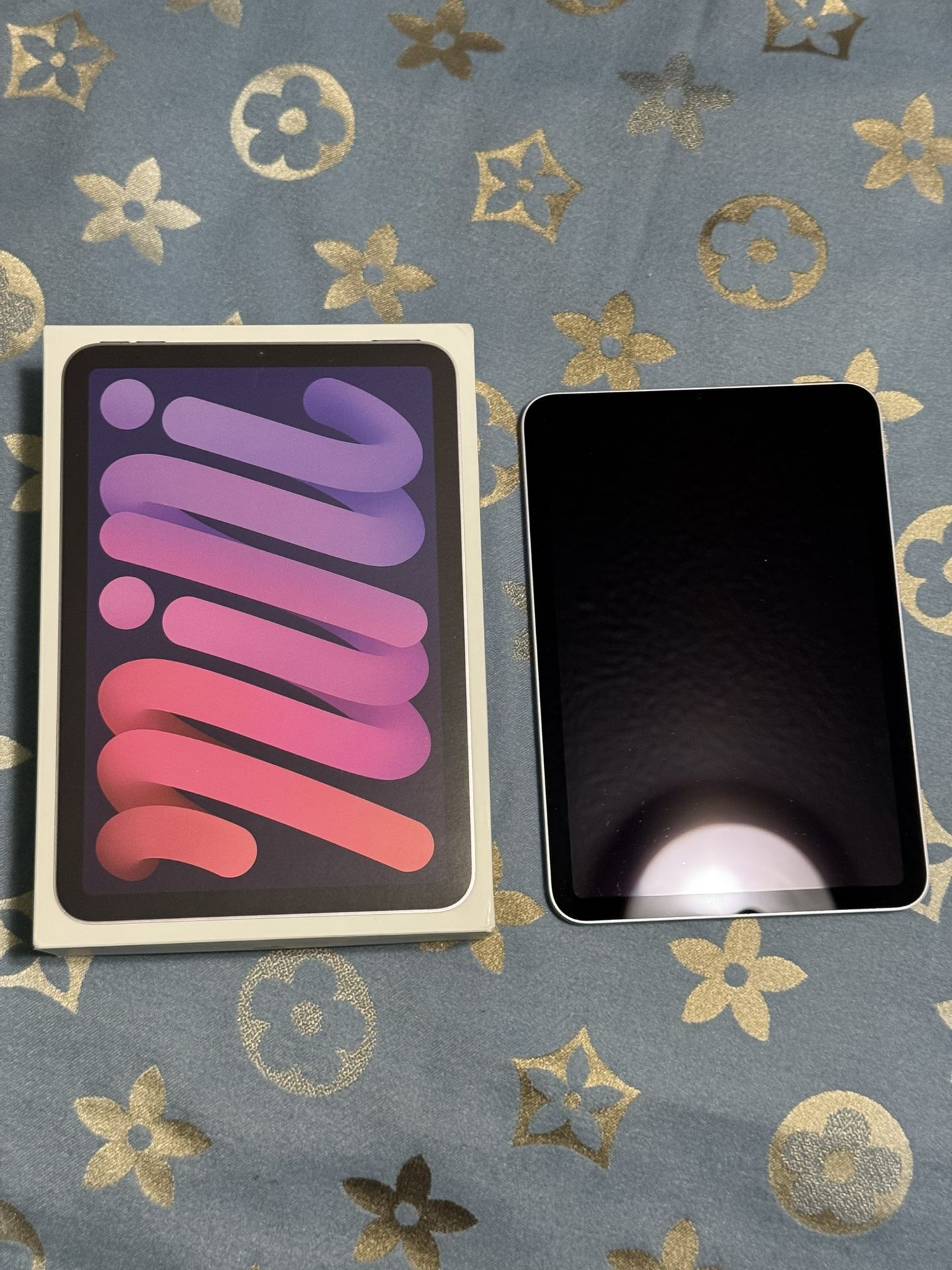 Apple - iPad mini (A17 Pro chip) - Wi-Fi 128GB - Purple