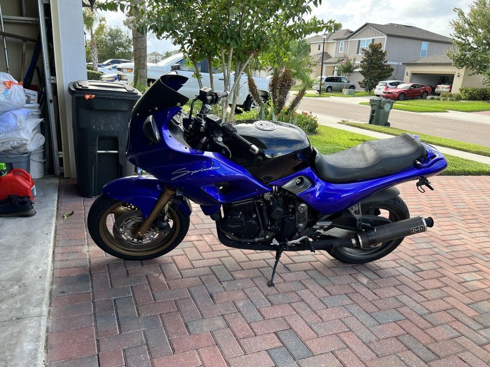 1995 triumph sprint
