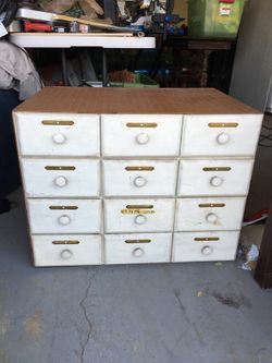 12 drawer storage