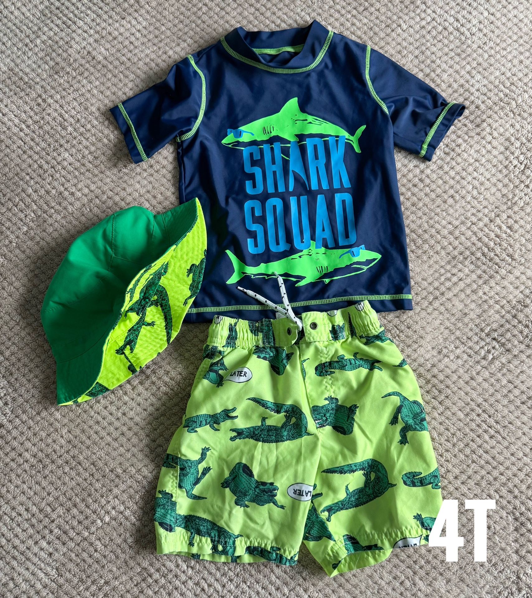 Toddler 3-Piece Swimsuit Set/Rash guard, Swim trunk & Sun hat (4T)