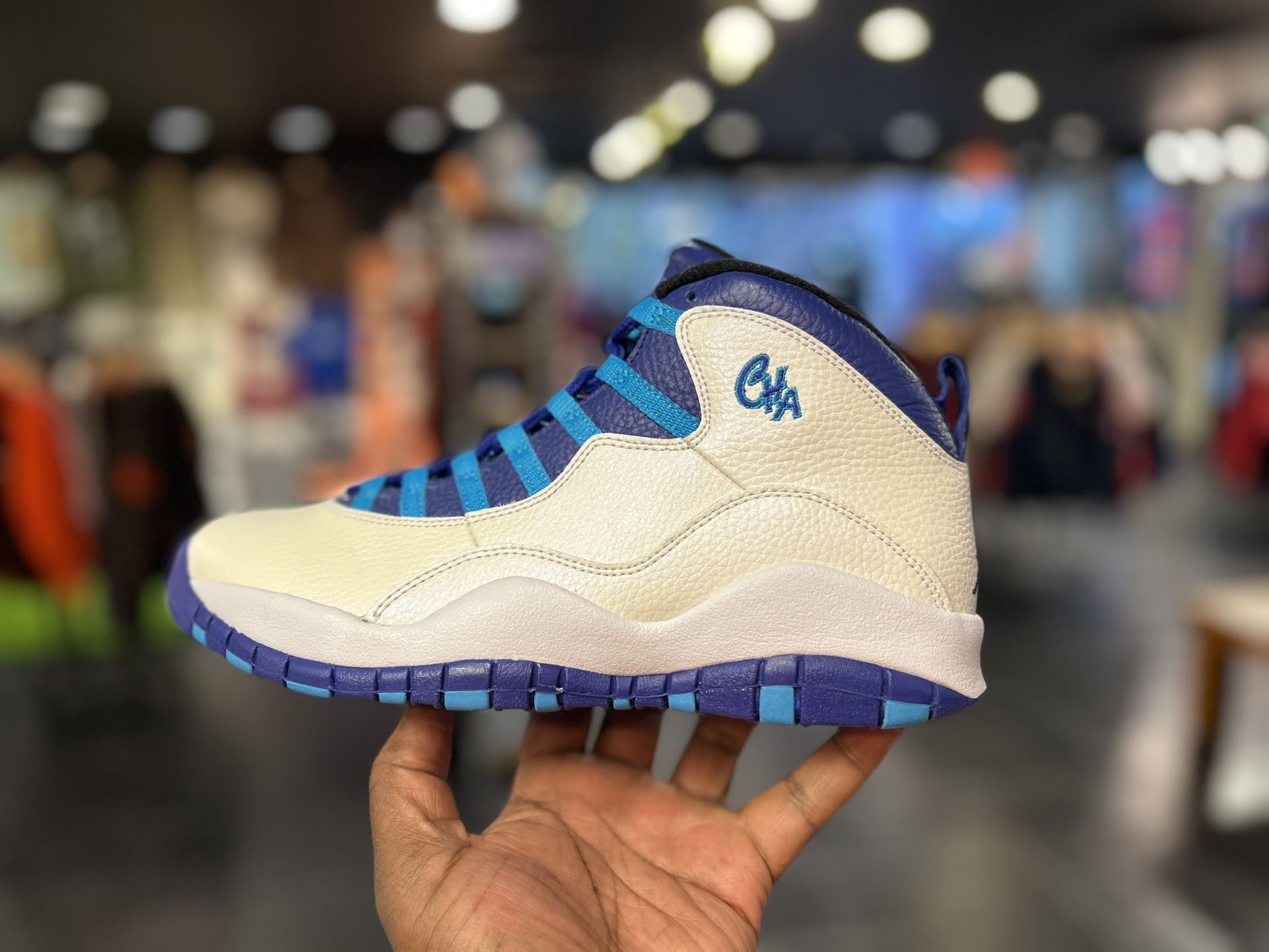 Air Jordan 10 Retro Charlotte Hornets size 9.5 Men shoes