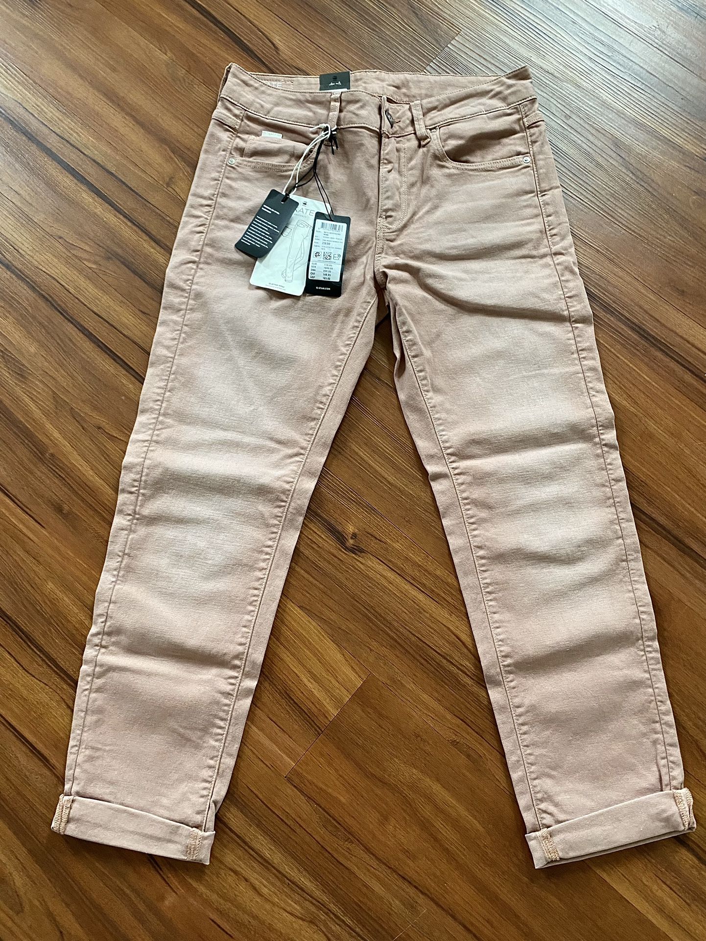 New With Tags G-Star RAW Kate Rolled Cuff Boyfriend Jeans Size 23/30 NWT in Pink Orchid