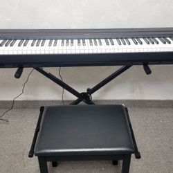 Yamaha 88-Key Weighted Portable Digital Piano Keyboard  Sustain Foot Switch, Built-in speakers 