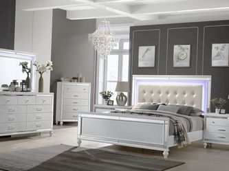 Queen Valentino Silver Bedroom