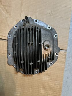 Nissan Titan Rear Differential Cover (2004-2015)