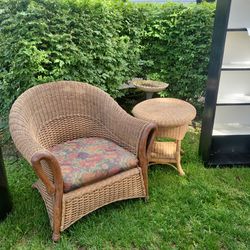 Wicker Chair With Foot Stool