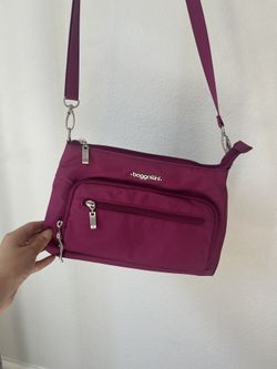 Magenta Baggalini Purse - 45