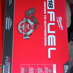 Milwaukee 21deg.Framing Nailer, Circular Saw Kit 
