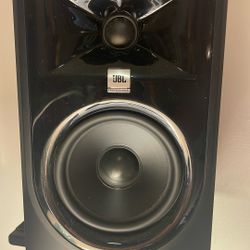 2x JBL 305P MkII Powered Studio Monitor (Pair)