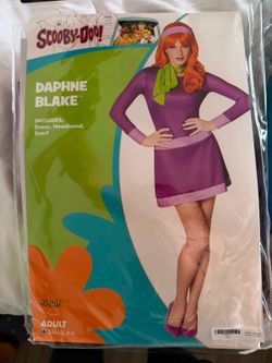 Scooby-Doo Couples Costume Set – Daphne & Fred + 2 Wigs