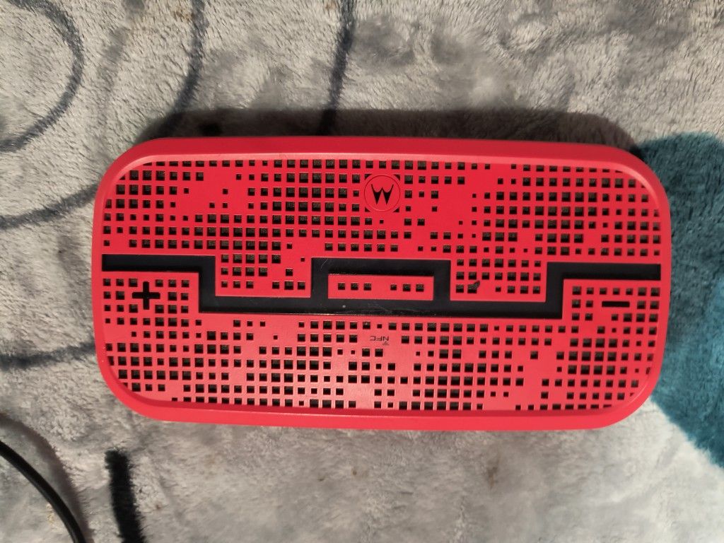 Motorola X Sol Republic Deck