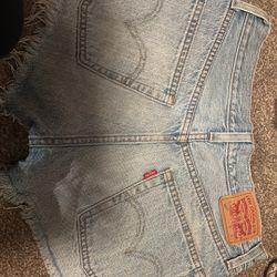 Women’s levis