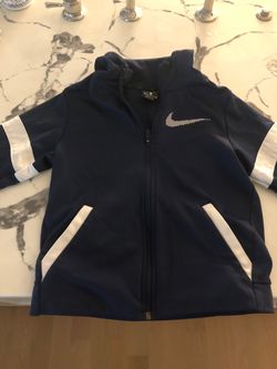 Nike Boy’s jacket size medium in great condition