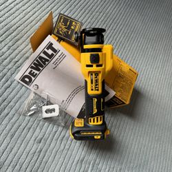 DEWALT 20v Xr Drywall Cut-out(TOOL ONLY)
