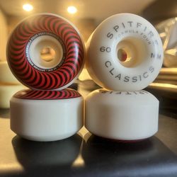Spitfire Formula four Classics 60mm