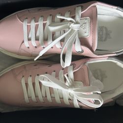 Women’s Shoes