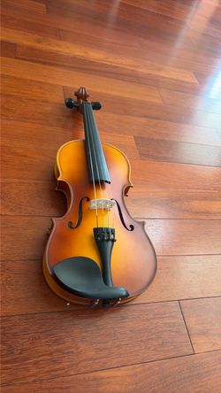 Violin 4/4 full size like new