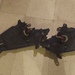 nissan murano headlights $50