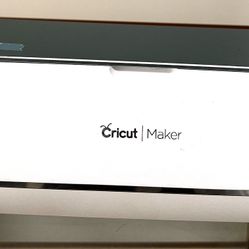 Cricut Maker 3 Smart Die-Cutting Machine CXPL303 (O🐝)