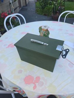 Green storage box