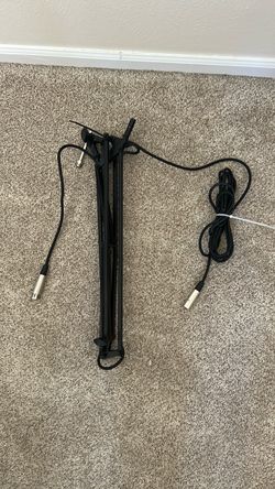 Folding Microphone Stand with XLR Cable