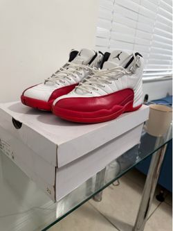 Jordan 12 size 8.5 180