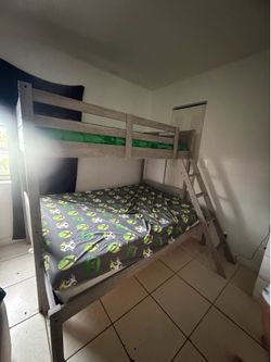 Bunk bed