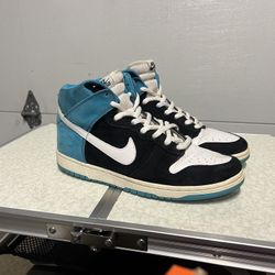 Nike Sb Dunk “Send Help”