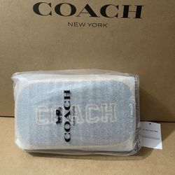 NEW Original COACH Wristlet Bag/Purse