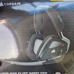 Corsair Void RGB Elite Wireless Headset