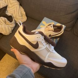 Travis Scott Field Jaxx Size 11