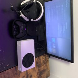 Xbox Series S Package