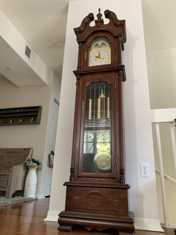 Grandfather clock with Westminster Chime for Sale in Fort Myers, FL OfferUp