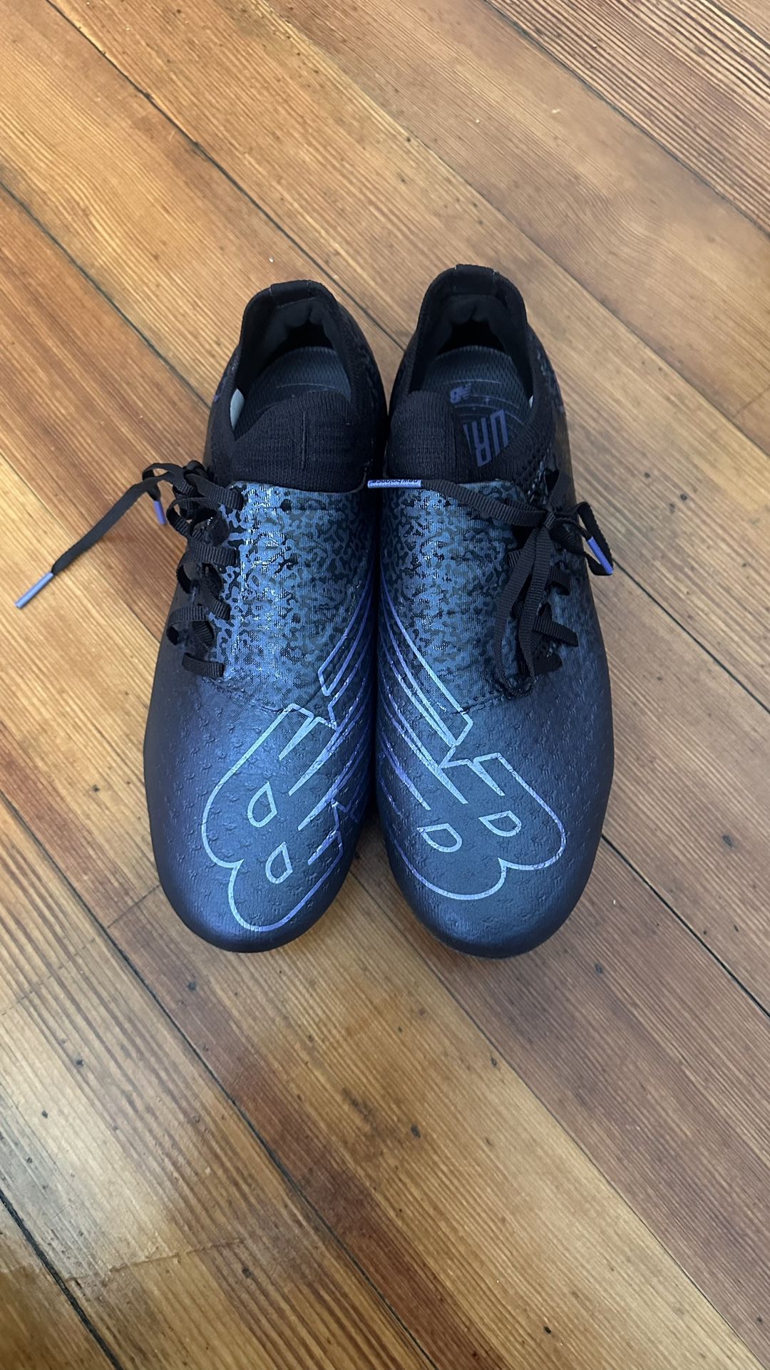 New Balance Unisex Soccer Cleats