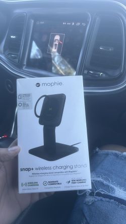 Brand new best wireless charger and stand to even watch movies and charge your phone